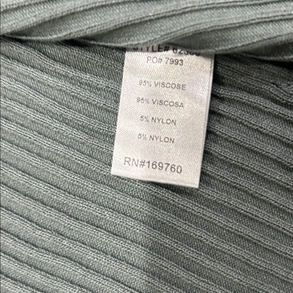 Open Front Ribbed Cardigan in Foam Green - Picture 6 of 7